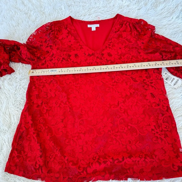 Charter Club Lace overlay blouse with 3/4 sleeves and cuff ties. Size Large - Picture 6 of 17